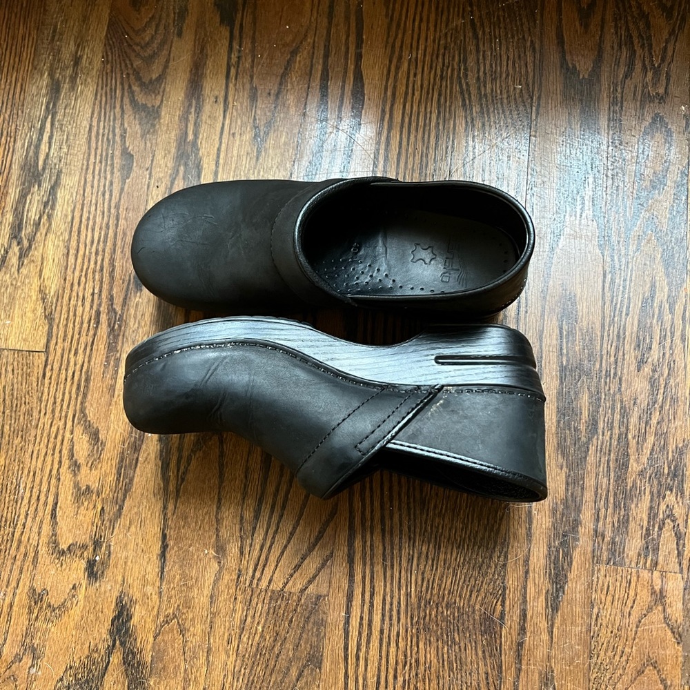 Dansko Professional Clogs - Picture 4 of 5